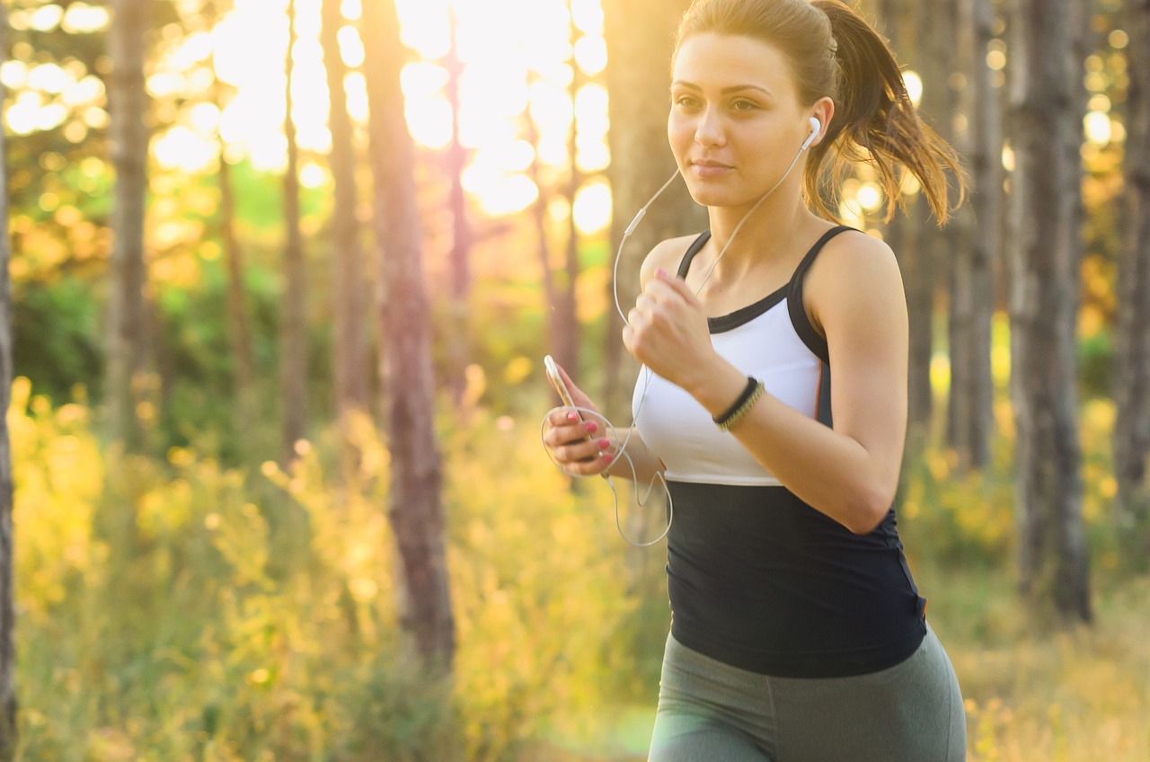 services-02 woman, jogging, running, exercise, fitness, earphones, music, sound, cellphone, ipod, fit woman, wellness, young woman, motion, active, active lifestyle, jogging, running, running, running, running, exercise, exercise, exercise, exercise, exercise, fitness, fitness, fitness, music, music