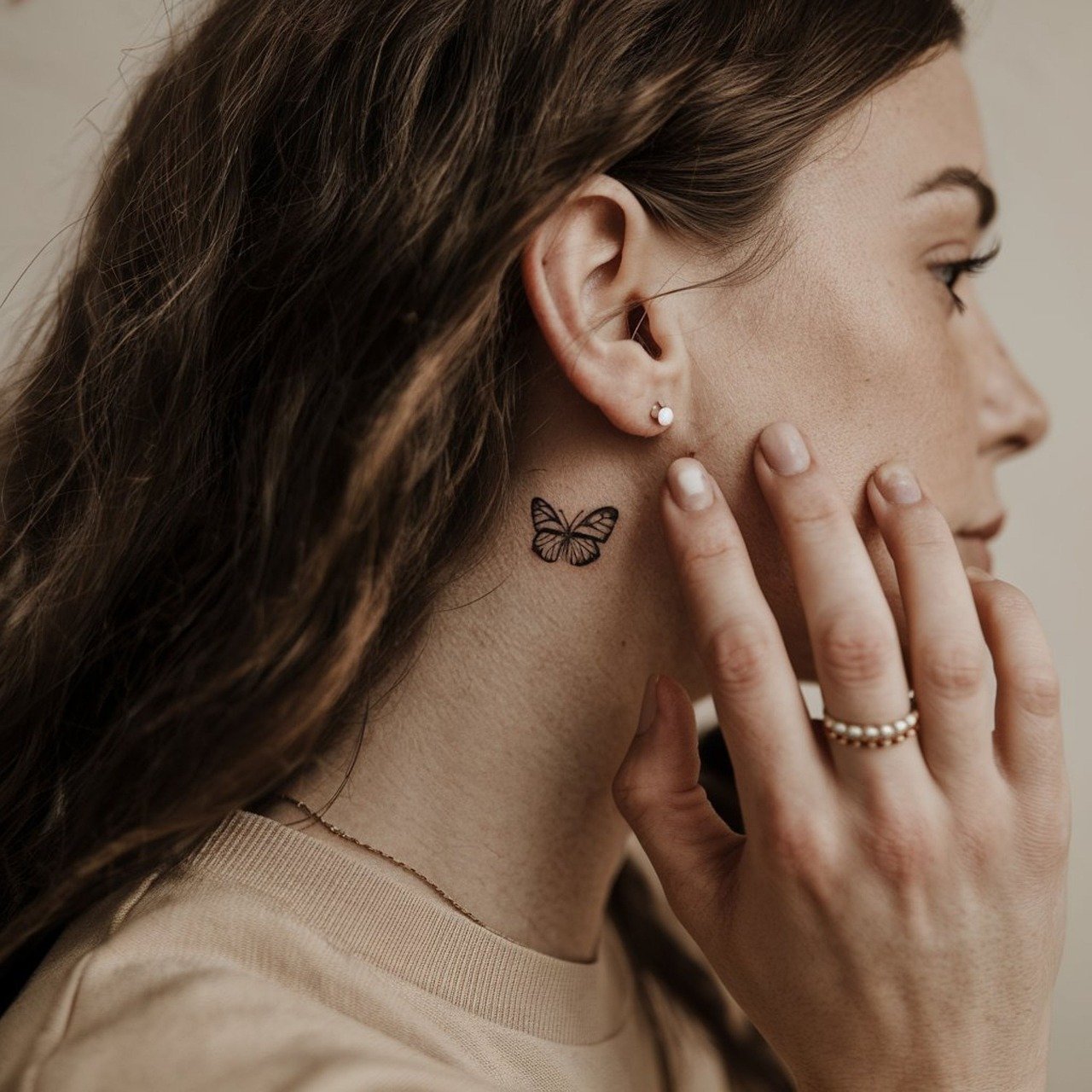 entdecken sie auffällige statement-ohrringe – das perfekte accessoire, um jedem outfit einen individuellen und modischen touch zu verleihen. große auswahl, trendige designs und hochwertige materialien für jeden anlass.