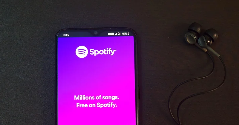 Streaming-Dienste als Hörbuch-Quelle: Spotify und YouTube clever nutzen